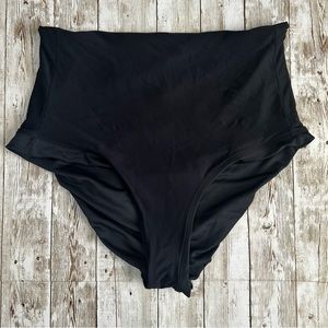 Left On Friday High Waisted Swim Bottoms Women’s LARGE